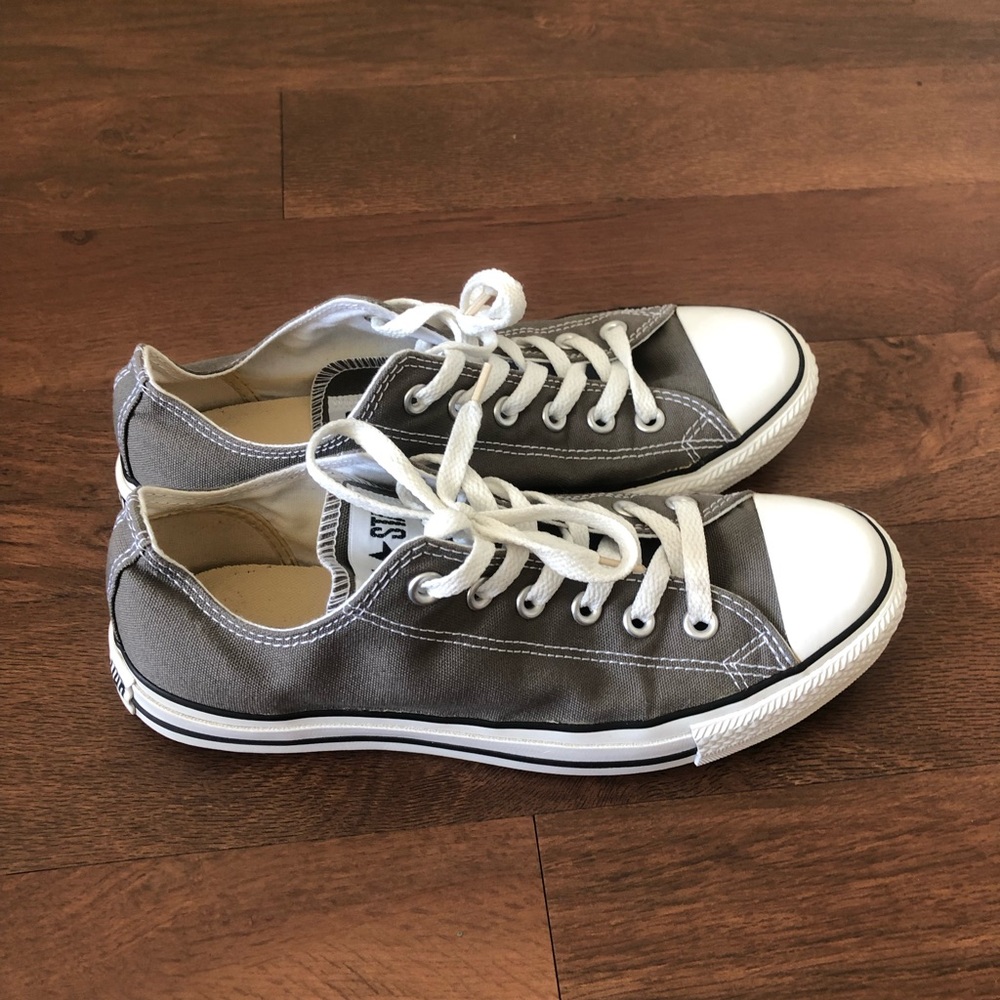 Women’s Size 8.5 Converse All Star